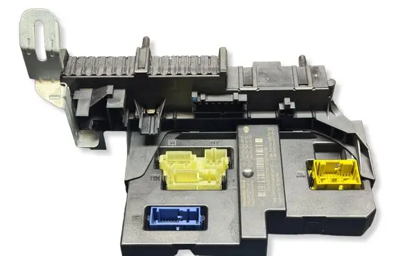 Mercedes-Benz C W204 Fuse module 2045453901