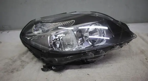 Mercedes-Benz B W246 W242 Headlight/headlamp A2468200261
