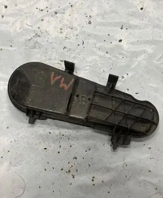 Volkswagen Golf III Headlight/headlamp dust cover 13917900