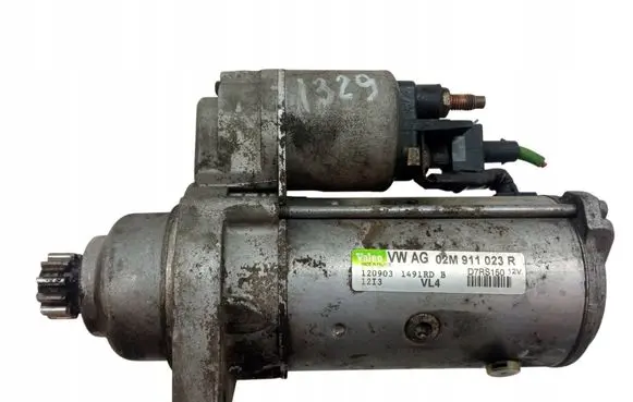 Volkswagen Golf IV Starter motor 02M911023R