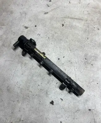 Mercedes-Benz CLS C219 Fuel main line pipe A642070496 A6110780449