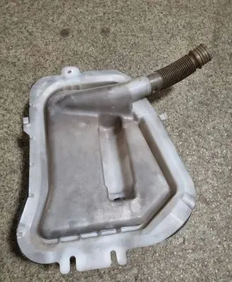 BMW 3 E46 Windshield washer fluid reservoir/tank 61688374557