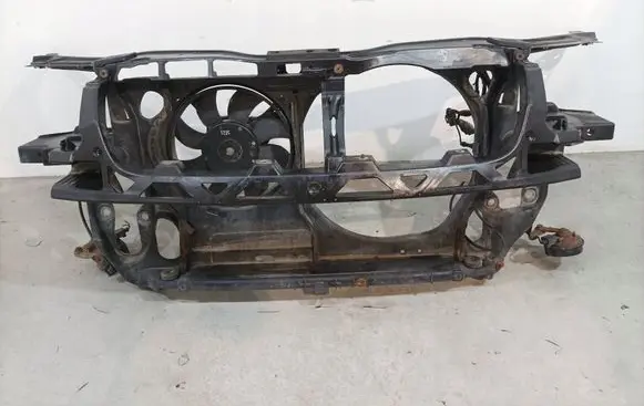 Volkswagen PASSAT B5.5 Radiator support slam panel