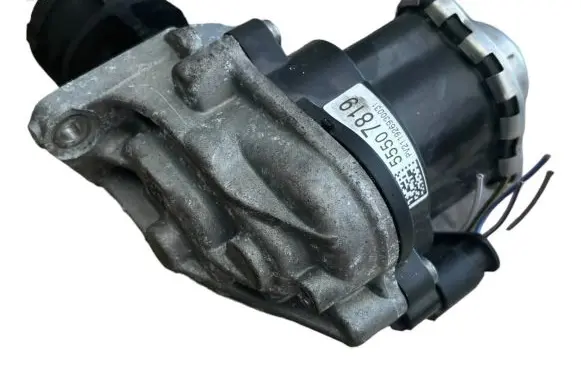 Opel Astra K EGR valve 55507819 P211926930031