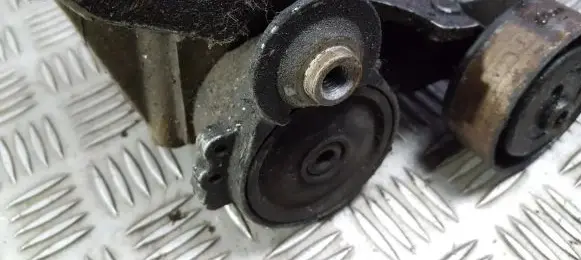 Peugeot 806 Generator/alternator belt tensioner