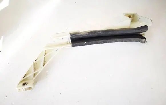 Peugeot 207 Rear door glass trim molding