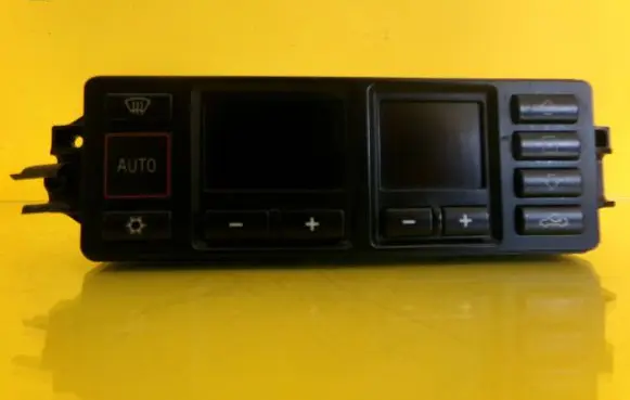 Audi A3 S3 8L Climate control unit 8L0820043B