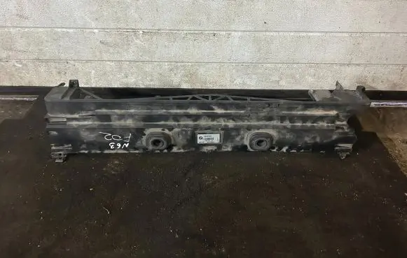 BMW 7 F01 F02 F03 F04 Radiator support slam panel bracket 7599666