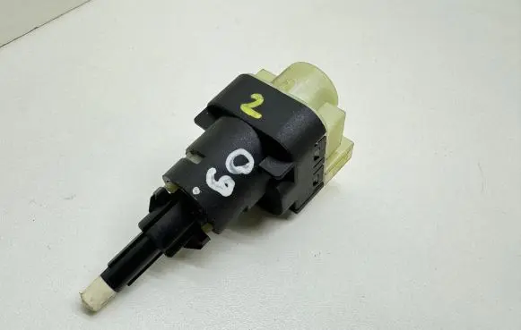 Audi A4 S4 B6 8E 8H Brake pedal sensor switch 1k2945511