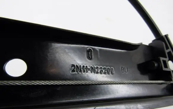 Ford Fusion Front window lifting mechanism without motor