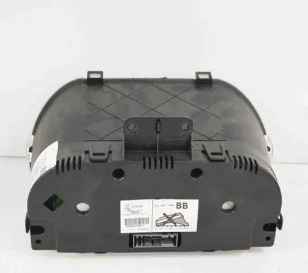 Ford Fusion Speedometer (instrument cluster) 4S6F10849BB