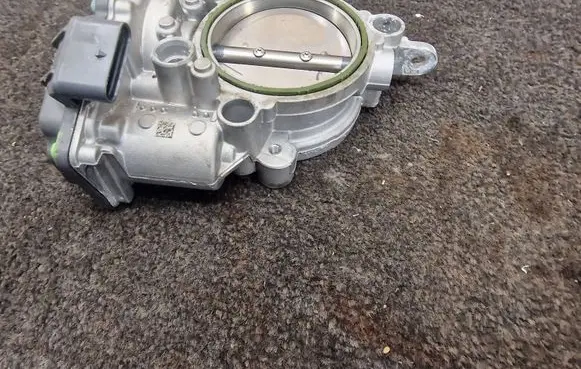 BMW 5 G30 G31 Throttle valve 13548623324 8623324