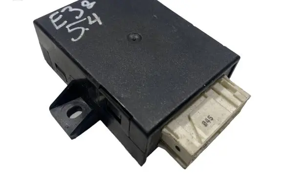 BMW 7 E38 Steering rack control module 8352494 61358352494