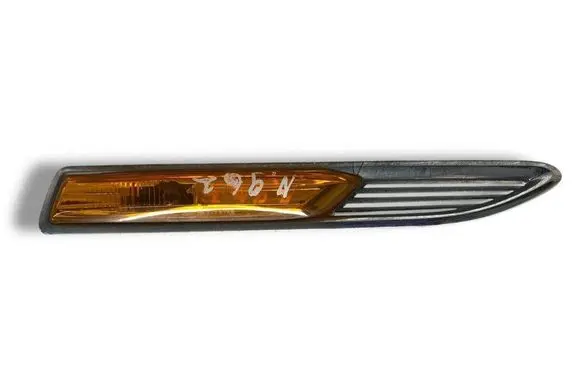 Ford Mondeo MK IV Front fender indicator light 7S7113K354AF
