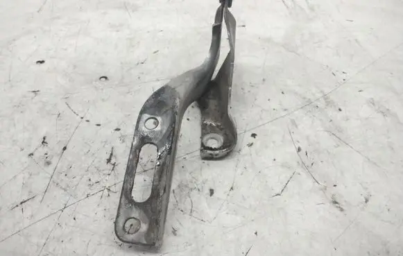 Honda FR-V Engine bonnet/hood hinges