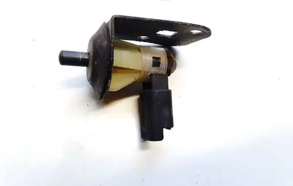 Peugeot 407 Front door sensor 1490440080