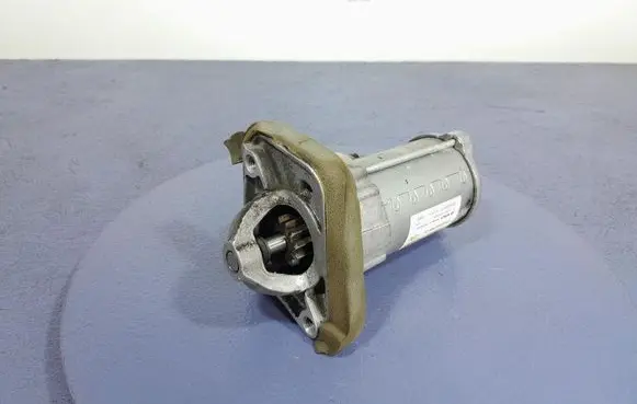 Nissan Qashqai Starter motor 23300-0379R