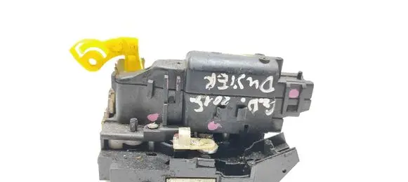 Dacia Duster Rear door lock