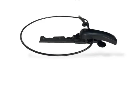 BMW 5 E60 E61 Engine bonnet (hood) release handle 7008933 51437008933 7052579