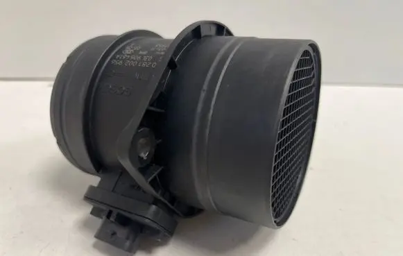 Skoda Superb B8 (3V) Mass air flow meter 03L906461A 0281002956