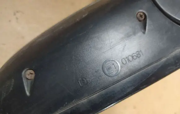 Audi A4 S4 B6 8E 8H Front door electric wing mirror 50012 010681