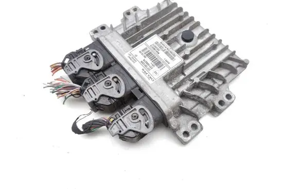 Renault Megane III Engine control unit/module 237100120R 237100627R 28230672