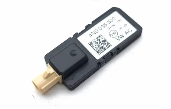 Audi A5 Aerial antenna amplifier 4N0035500