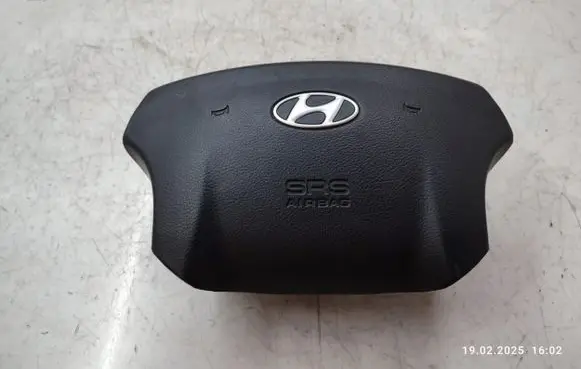 Hyundai Sonata Steering wheel airbag 569003K120