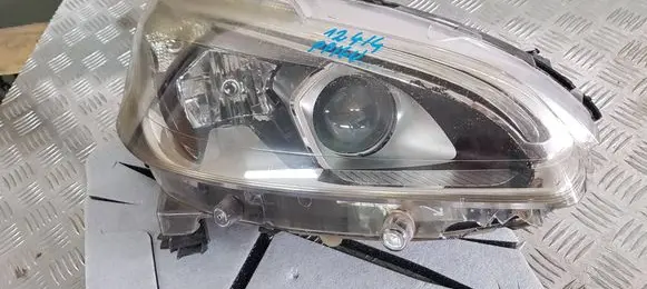 Peugeot 208 I Headlight/headlamp 90048532 9810805880
