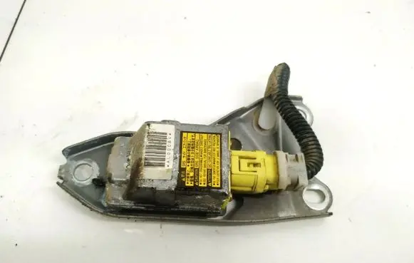 Toyota Avensis Verso Airbag deployment crash/impact sensor