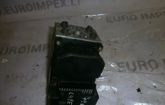 Peugeot 406 ABS Pump 0273004172 0265216458