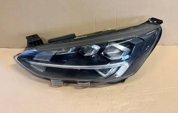 Ford Focus Headlight/headlamp MX7B13E015EB