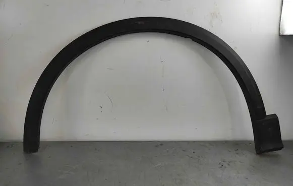 Audi Q2 - Front arch trim 81a8537174w3