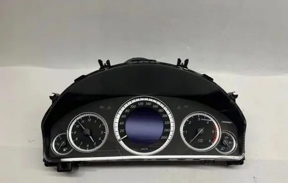 Porsche Cayenne (9PA) Speedometer (instrument cluster) A2129000814 A.2129000814