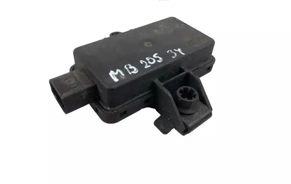 Mercedes-Benz C W205 Tire pressure sensor A0009006907