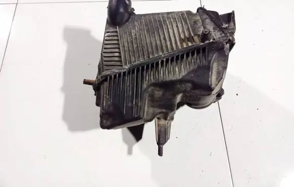 Renault Kangoo II Air filter box 8200788196 8200808194