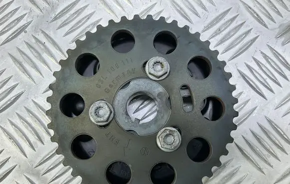 Audi A1 Camshaft pulley/ VANOS 03L109111 03L109239 03L109236