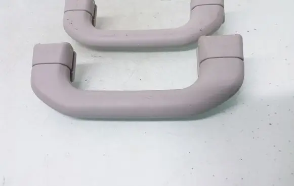 Mercedes-Benz C W203 Front interior roof grab handle A2038100451