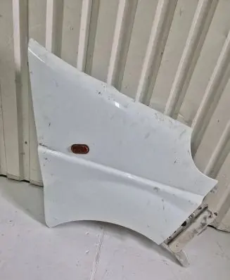 Opel Vivaro Fender