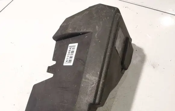 Renault Megane II Fuse box cover 8200294203