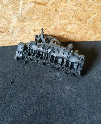 KIA Sorento Intake manifold