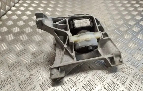 Peugeot 308 Engine mount bracket 4A103720 AIS19003