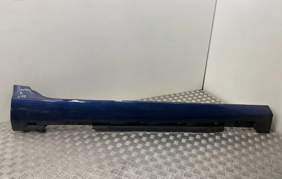 Volvo V40 Sill 