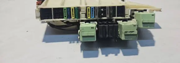BMW 5 E39 Fuse box set 8371884