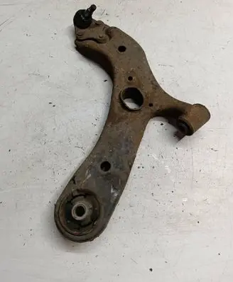 Toyota Verso Front control arm 632181