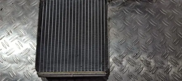 Ford Focus Heater blower radiator