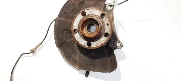 Volvo S60 Front wheel hub