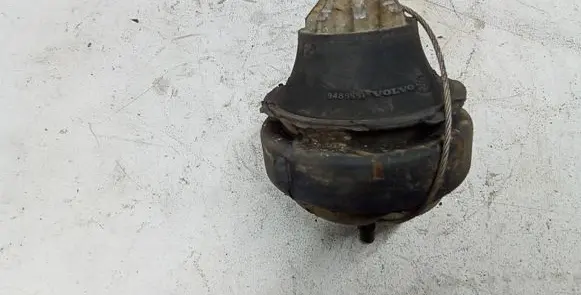 Volvo XC90 Engine mount bracket 9485551 30778951