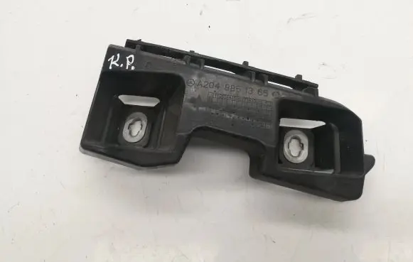 Mercedes-Benz C W204 Front bumper mounting bracket 2048851365