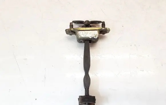 Toyota Avensis T220 Rear door check strap stopper